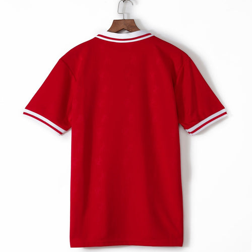 Maillot domicile rétro Liverpool 1996-1997 Le 12 -ème Maillot, maillot de football vintage avec logo et détails classiques.