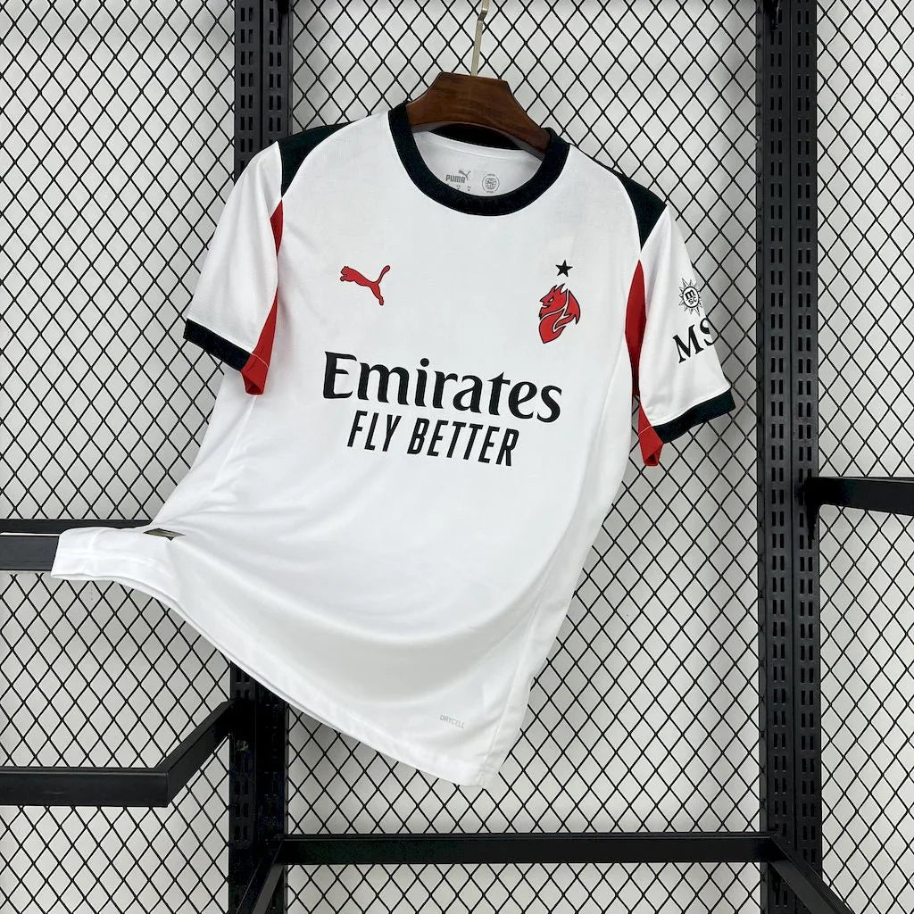 Maillot extérieur AC Milan 2025-26 par Le 12, maillot de football avec logo et design moderne, vue de face.