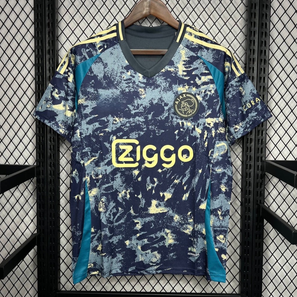 Maillot extérieur AJAX 24/25 Le 12 -ème Maillot, maillot de football aux couleurs de l'équipe, vue frontale sur le produit