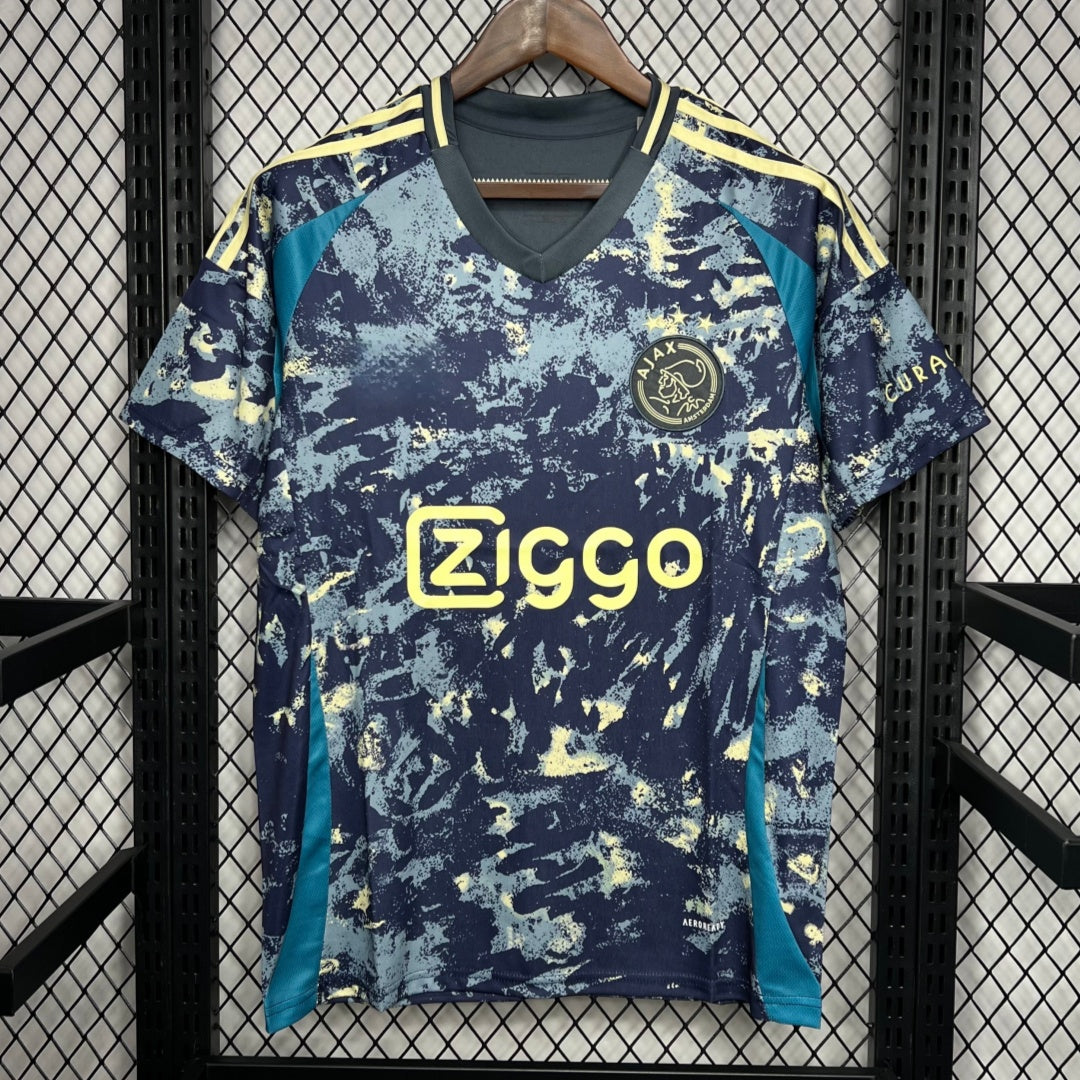 Maillot extérieur AJAX 24/25 Le 12 -ème Maillot, maillot de football aux couleurs de l'équipe, vue frontale sur le produit