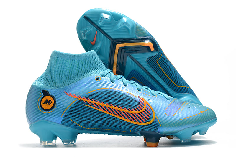 Crampons Mercurial Superfly IX Elite de Le 12 -ème Maillot, vue de dessus montrant la semelle avec pointes en acier.