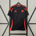 Maillot extérieur de football Colombie 2024/2025 Le 12, maillot de sport avec logo et design officiel, vue de face.