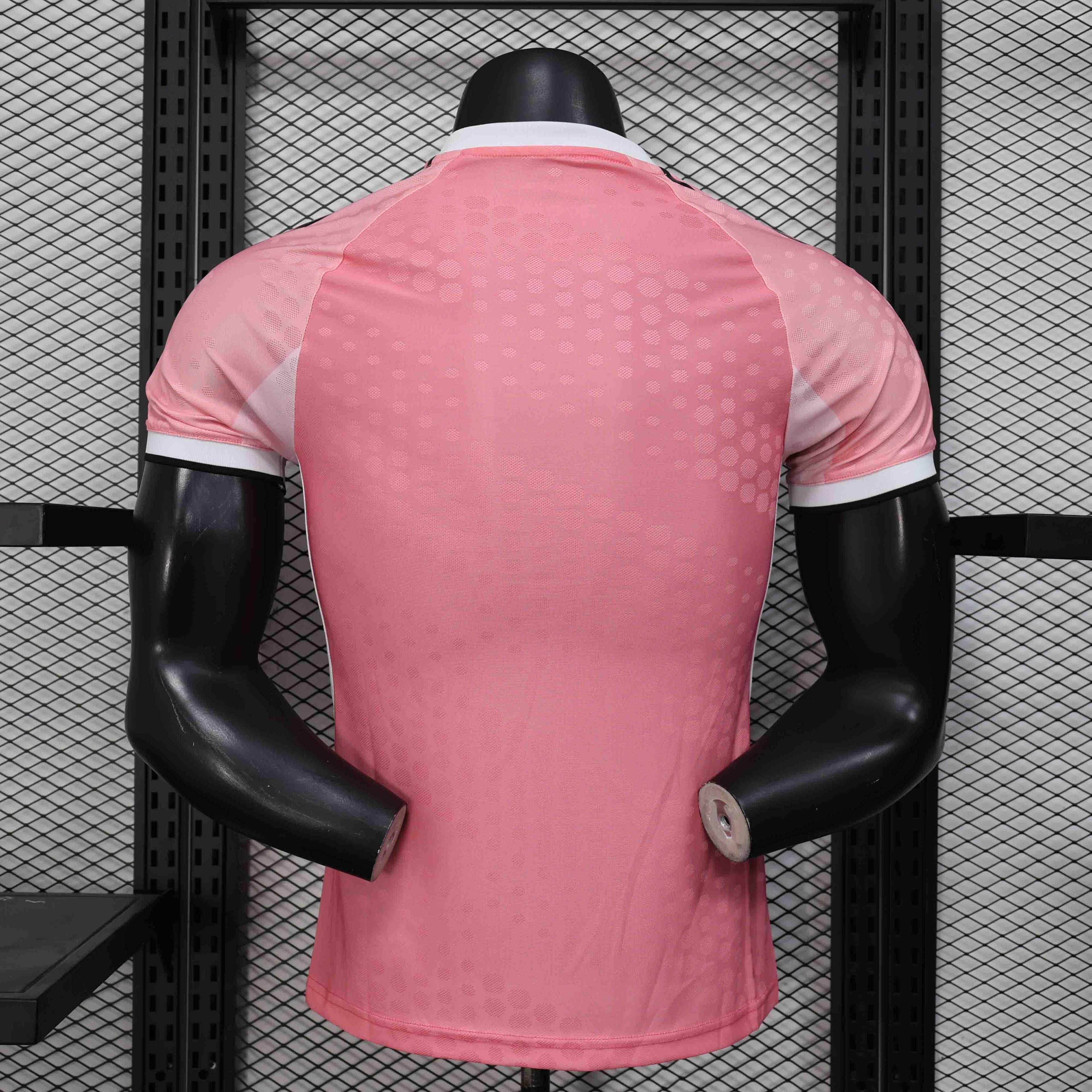 Maillot de football Miami 2025/26 Le 12 -ème Maillot, maillot sportif avec logo et designs colorés.