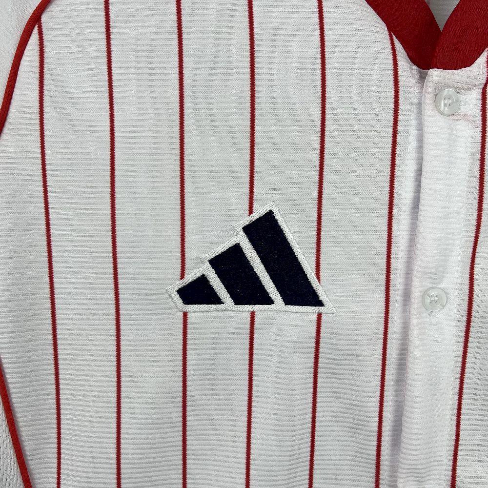 Maillot de football Arsenal concept 2025-26 par Le 12 -ème Maillot, vue de face avec logo et design moderne.