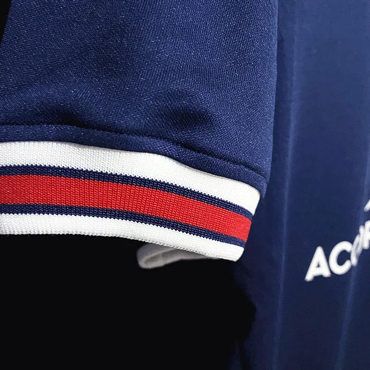 Maillot domicile Paris Saint-Germain 21/22 Le 12 -ème Maillot, vue de face avec logo et design officiel.