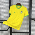 Maillot de football Brésil Concept 2025 de Le 12 -ème Maillot, vue front avec logo et design moderne.
