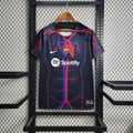 Maillot d'entraînement FC Barcelone 2023-2024 Le 12 -ème Maillot, maillot de football bleu et grenat avec logo du club.