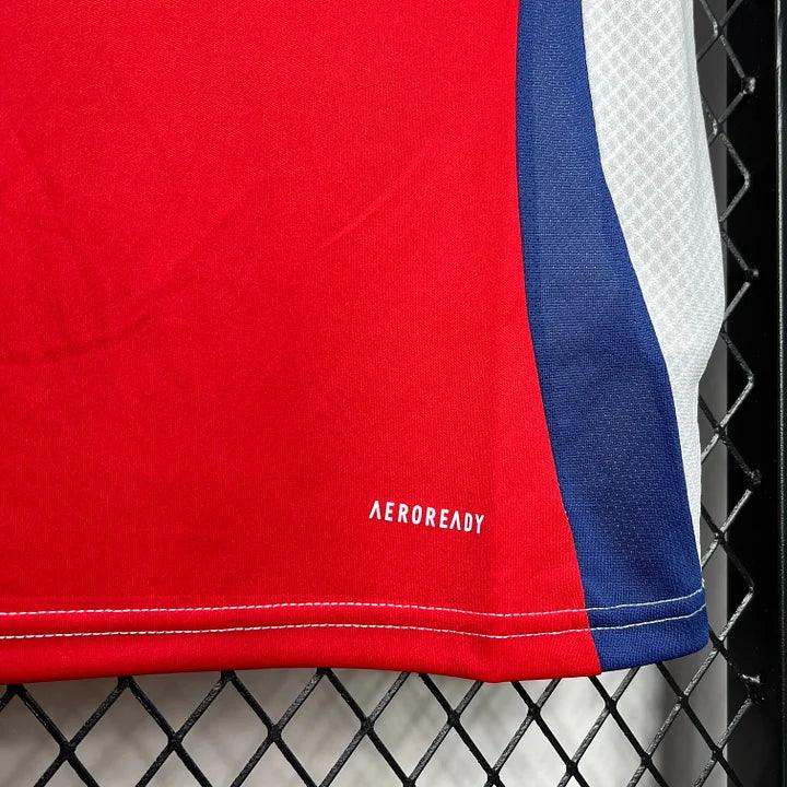 Maillot domicile Arsenal 2024/25 Le 12 -ème Maillot, maillot de football avec logo et couleurs officielles.