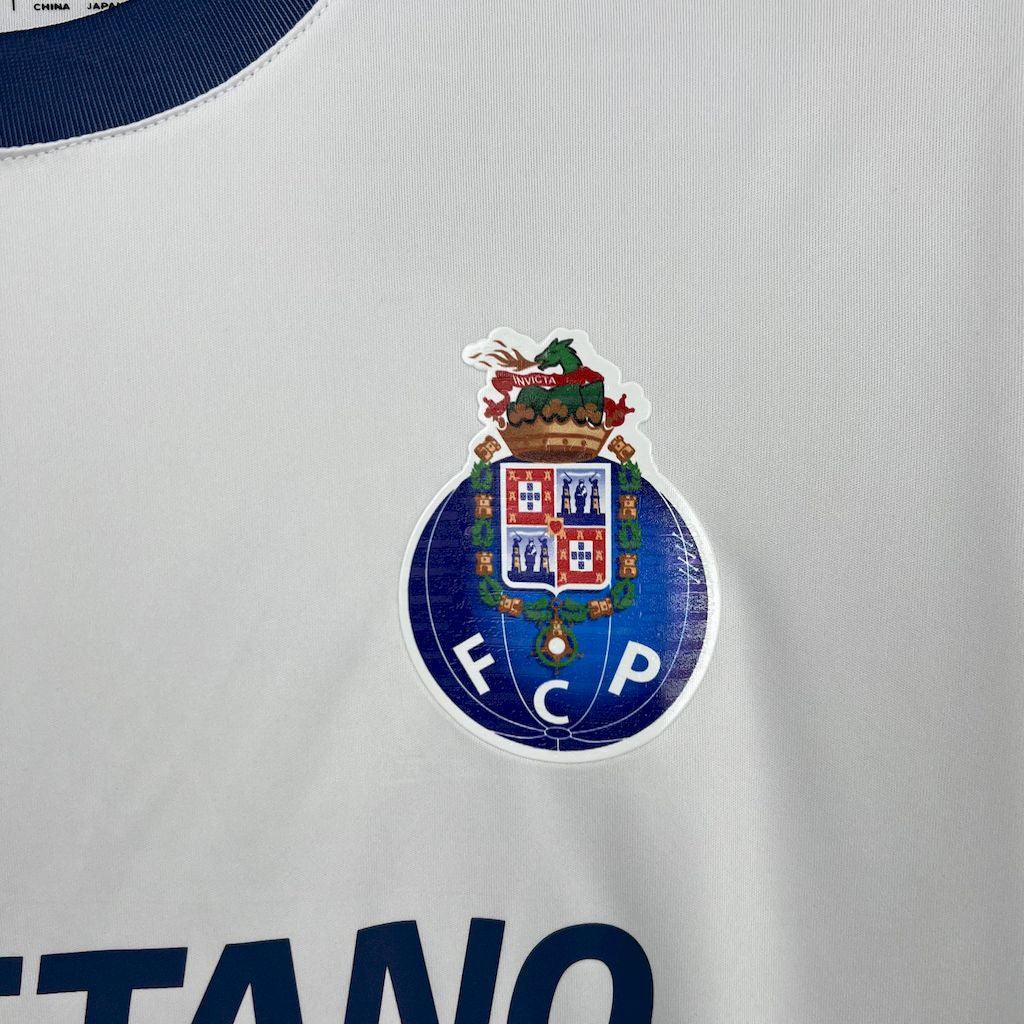 Maillot Porto Away 2025/26 de Le 12 -ème Maillot, maillot extérieur de football avec logo et design distinctif.