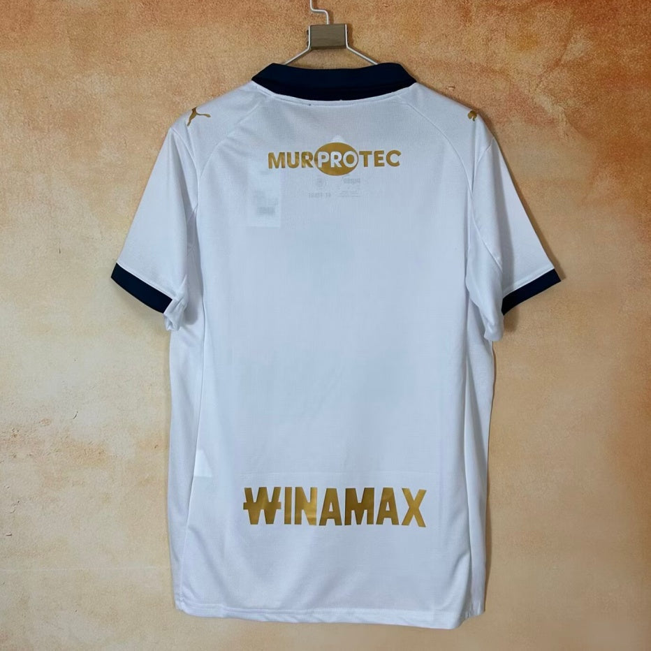 Maillot de gardien RC Lens 25/26 Le 12 -ème Maillot, maillot de football avec logo et détails du maillot de gardien.