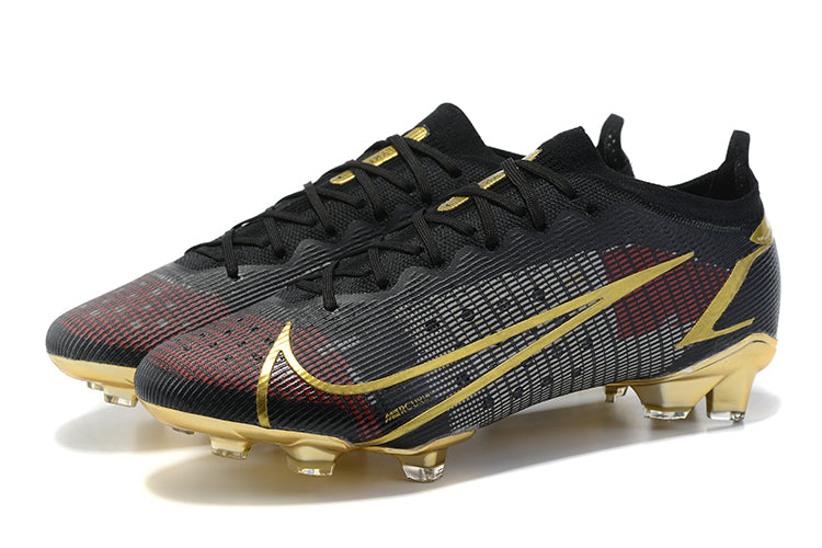 Crampons Mercurial Vapor XIV Elite FG de Le 12 -ème Maillot, semelles à crampons métalliques pour football en extérieur.