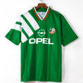 Maillot domicile rétro de l'Irlande 1992-1994 par Le 12, maillot de football vert avec logo et détails historiques.