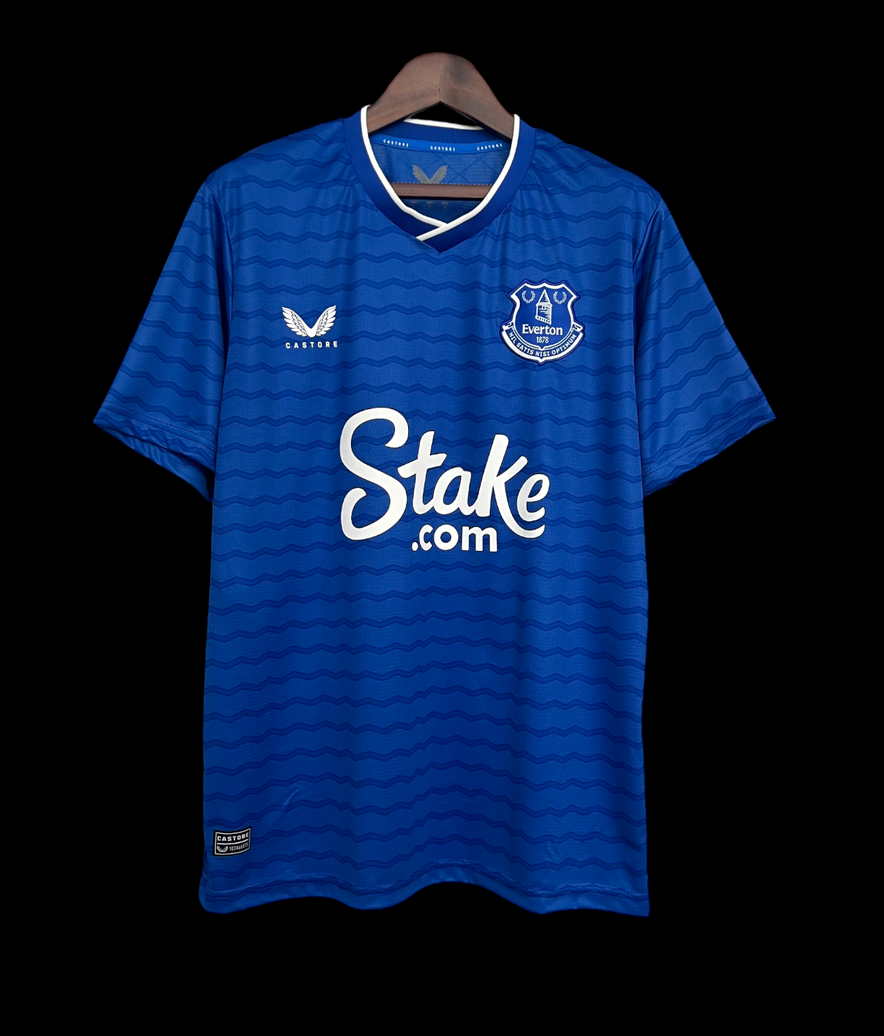 Maillot domicile Everton 25/26, marque Le 12 -ème Maillot, vue en gros plan avec logo et détails du maillot.