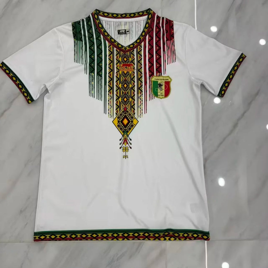 Maillot domicile Mali 25/26 de Le 12 -ème Maillot, maillot de football avec couleurs traditionnelles et logo de l'équipe.