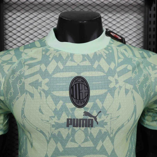 Maillot AC Milan édition spéciale vert, collection 2023/2024, de la marque Le 12 -ème Maillot, vue de face.