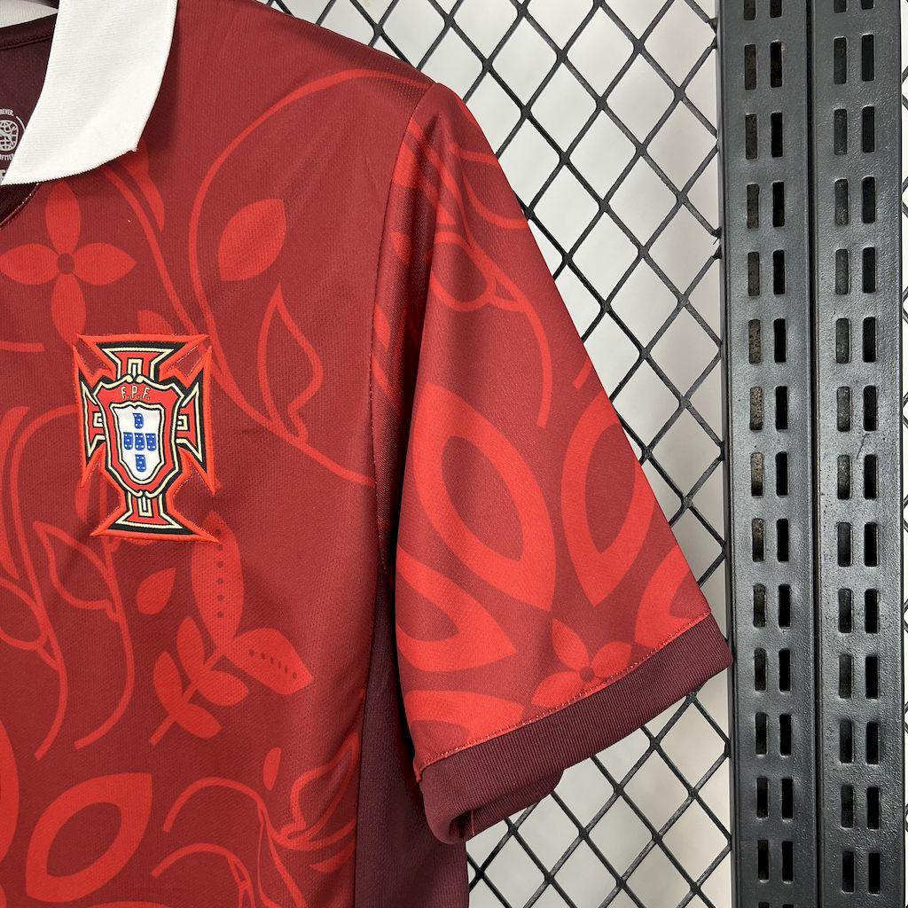 Maillot d'entraînement Portugal 2025-26 par Le 12 -ème Maillot, vue de devant avec logo et détails du maillot.