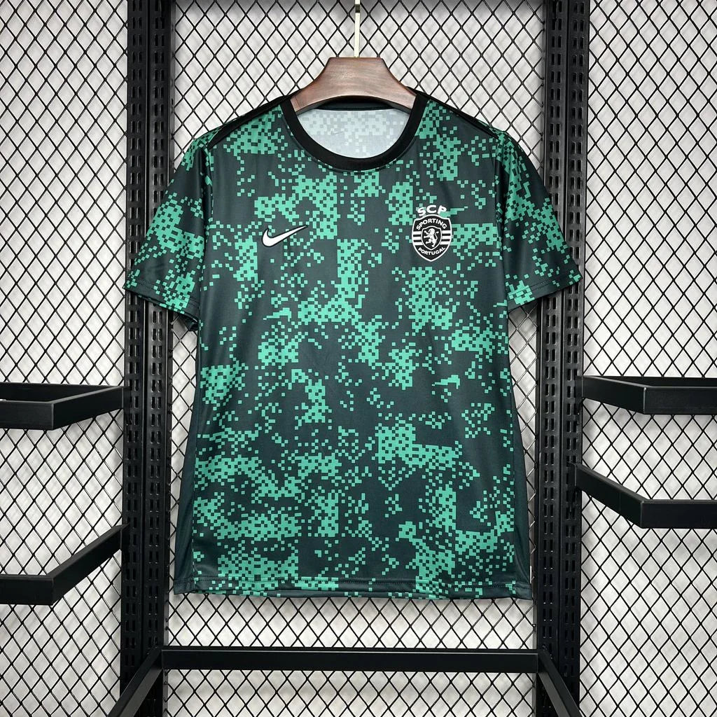 Maillot Sporting Concept 2024-25 de la marque Le 12-ème Maillot, vue de face, design sportif avec logo et couleurs vives.