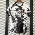 Maillot 2025 Japon anime en style spécial, par Le 12 -ème Maillot, avec motifs colorés et design inspiré de l'anime japonais.