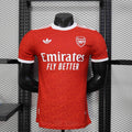 Maillot de football Arsenal Concept 2025-26 de la marque Le 12 -ème Maillot, vue du devant avec logo et design moderne