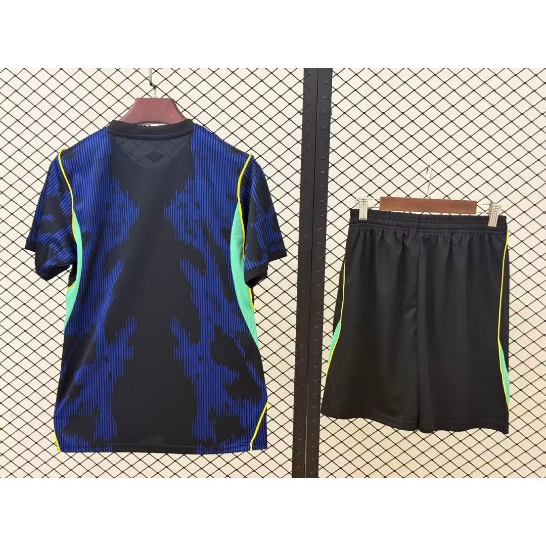 Ensemble de football 25/26 Brésil pour adulte, maillot extérieur de la marque Le 12 -ème Maillot, vue de face.