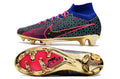 Crampons Mercurial Superfly IX Elite de Le 12 -ème Maillot, montrant la semelle et les crampons pour football.