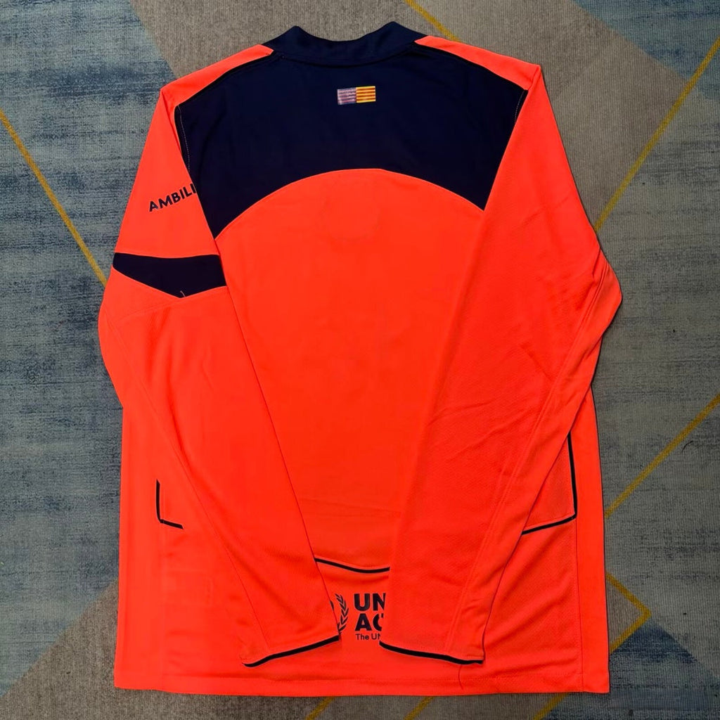 Maillot extérieur à manches longues Le 12 -ème Maillot pour Barcelone 25/26, détails du design en image.
