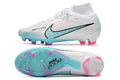 Crampons Mercurial Superfly IX Elite de Le 12 -ème Maillot avec pointes en métal pour football.