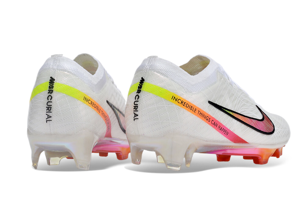 Crampons Mercurial Vapor 15 Elite XXV FG pour football, semelles en métal avec pointes pour terrain en herbe naturelle.