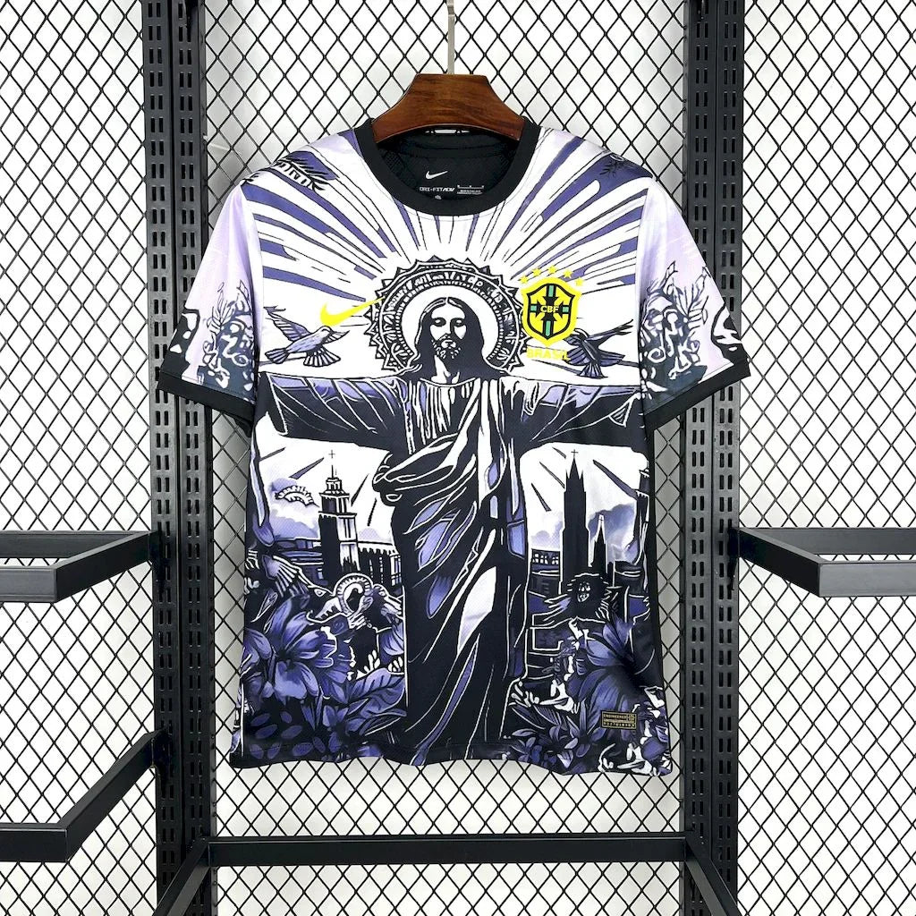 Maillot de football Brésil 2025-26, conçu par Le 12, vue en détail avec logo et design sportif.
