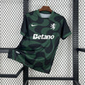 Maillot sportif 2025-26 de la marque Le 12 -ème Maillot, vue front avec logo et design moderne.
