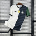 Maillot de football Allemagne concept 2025-26, fabriqué par Le 12 -ème Maillot, vue de face avec design moderne.