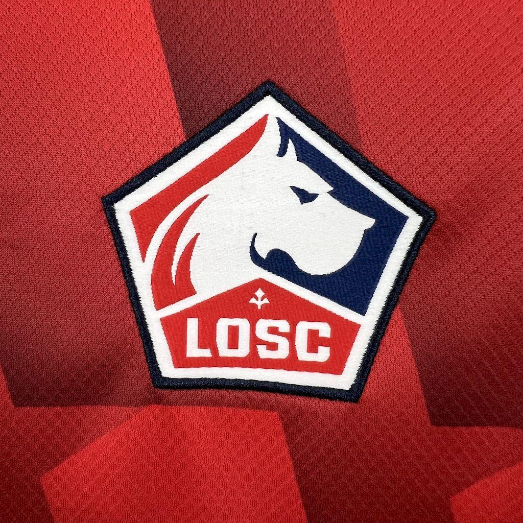 Maillot Lille 2025-26 de la marque Le 12 -ème Maillot, vue de face avec logo et détails du maillot de football.