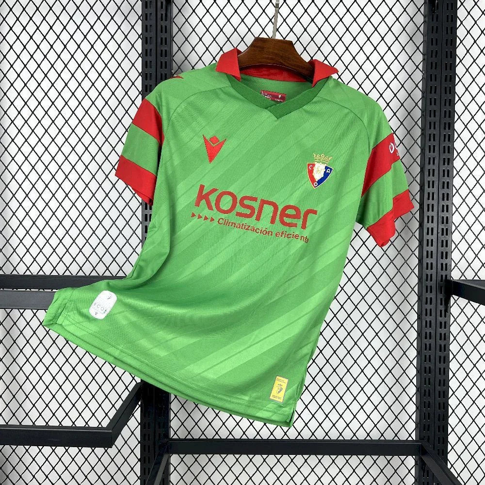 Maillot extérieur de football Osasuna 2025-26, Le 12 -ème Maillot, vue du jersey avec logo et détails du design.