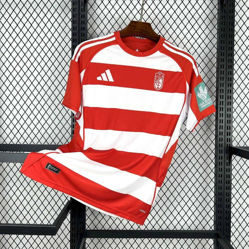 Maillot de football Granada 2025-26 Le 12 -ème Maillot, maillot sportif avec logo et design de l'équipe, vue de face