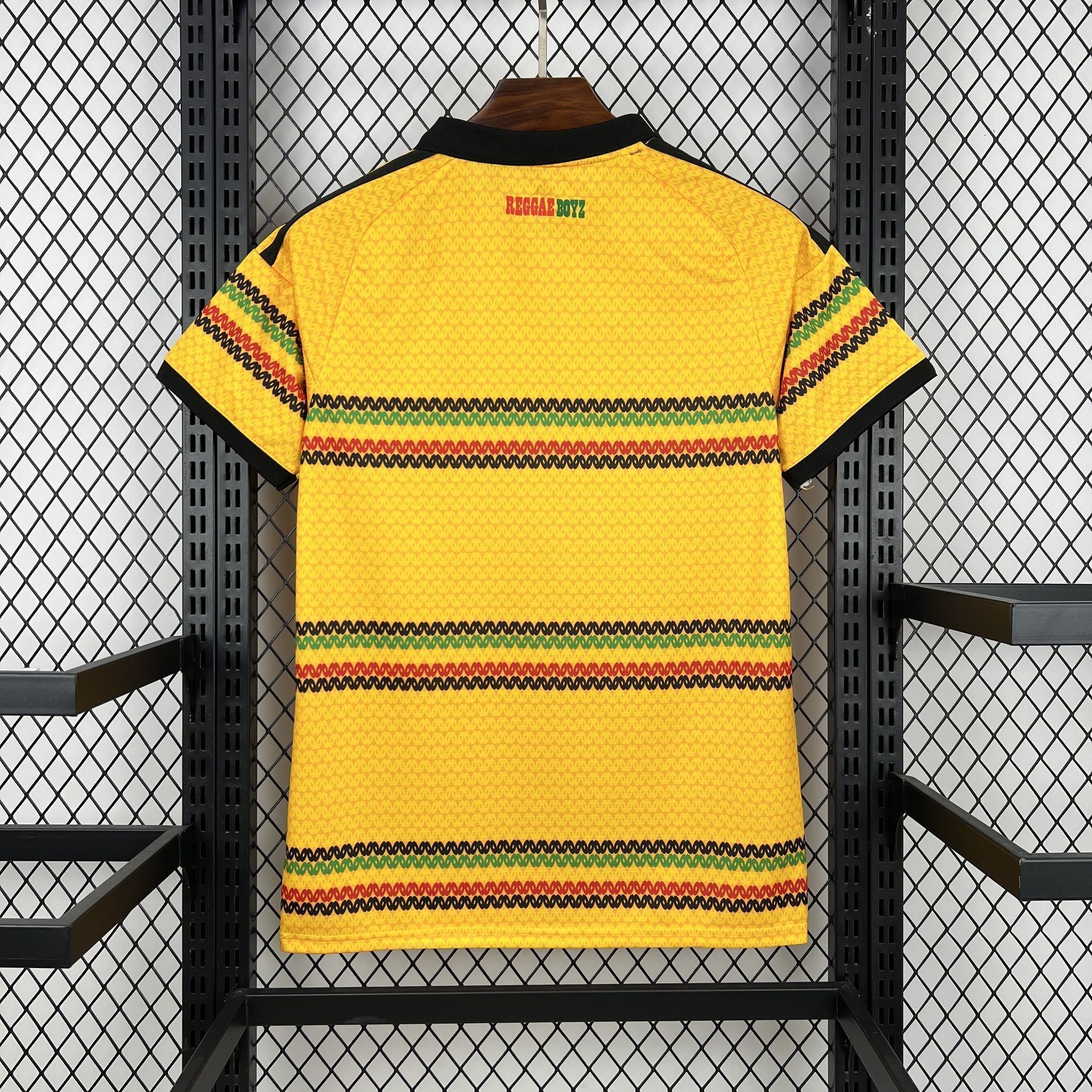 Maillot Jamaique Coupe du Monde 2026 Le 12 -ème Maillot, maillot de football avec logo et couleurs jamaïcaines.