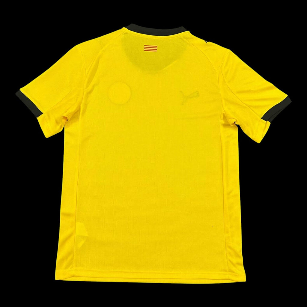 Maillot extérieur Girona 25/26 de la marque Le 12 -ème Maillot, en tissu sportif avec logo de l'équipe.