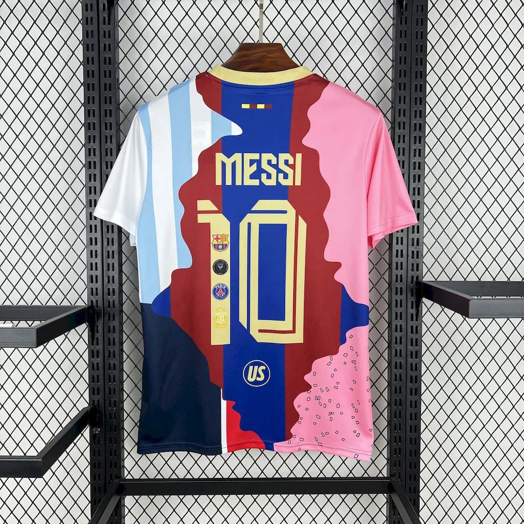 Maillot Messi concept 2025-26 de Le 12 -ème Maillot, maillot de football avec logo et design moderne, porté par Messi.