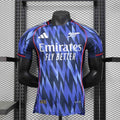 Maillot de football Arsenal 2025/26 de la marque Le 12 -ème Maillot, vue de face avec logo et design moderne.
