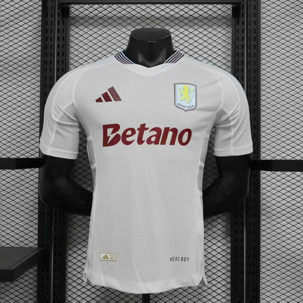 Maillot extérieur Aston Villa 2024-25 Le 12-ème Maillot, maillot de football avec logo de l'équipe en couleur officielle.