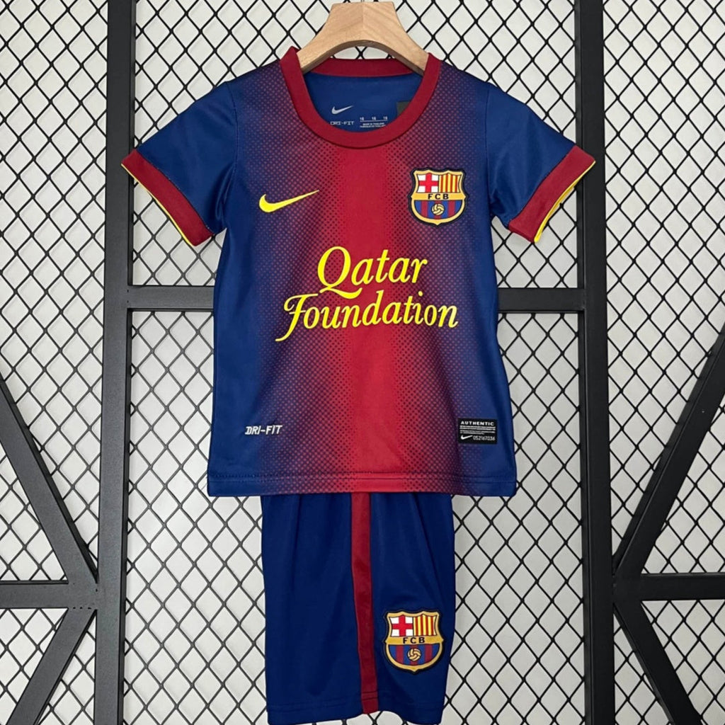 Maillot domicile enfant Barcelone 2012-2013 Le 12-ème Maillot, uniforme rétro pour jeunes supporters, vue de face.