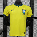 Maillot domicile Brésil 25/26 Le 12 -ème Maillot, maillot de football brésilien avec logo national et design officiel.