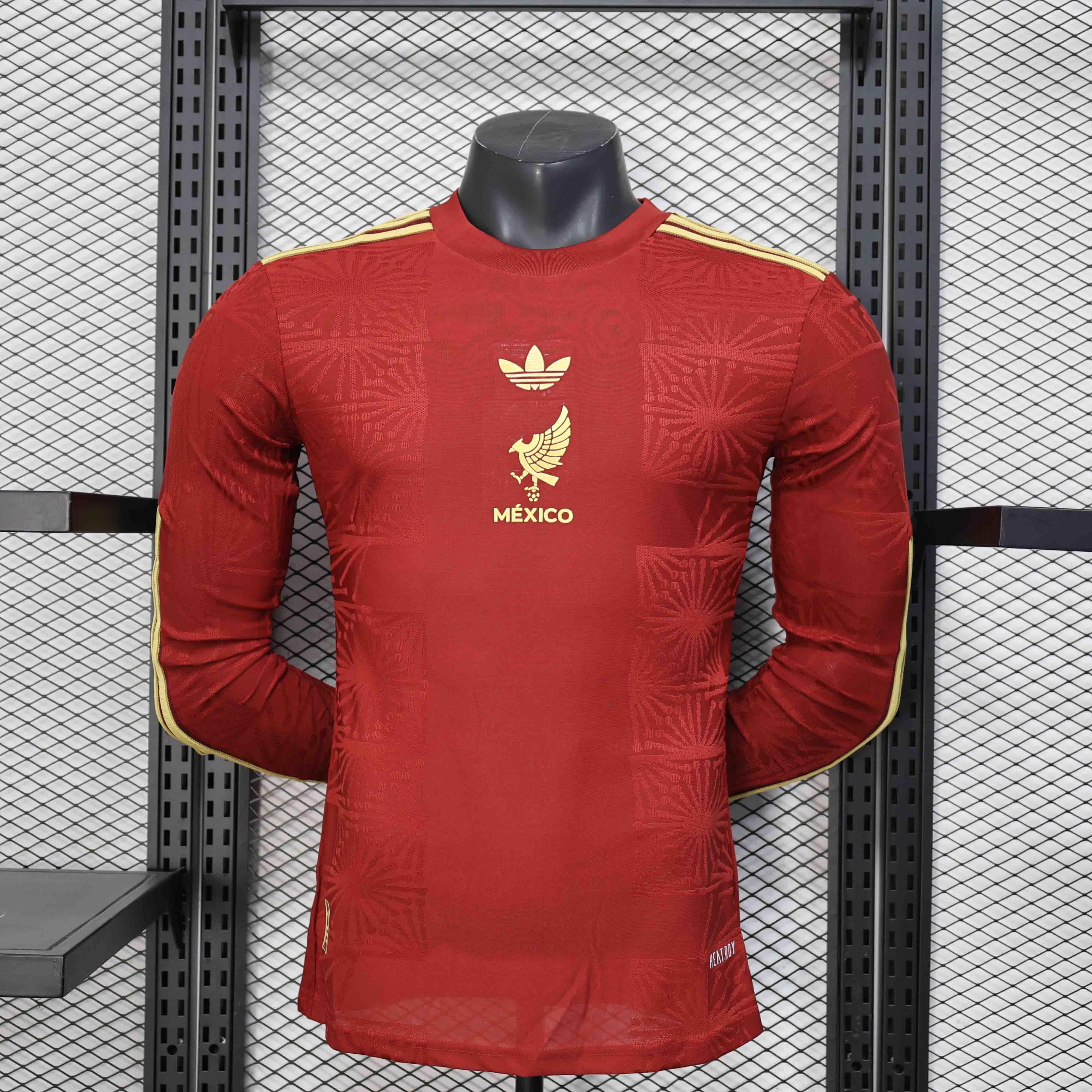 Maillot de football à manches longues Mexique 2025, marque Le 12 -ème Maillot, vue front avec logo et design national.