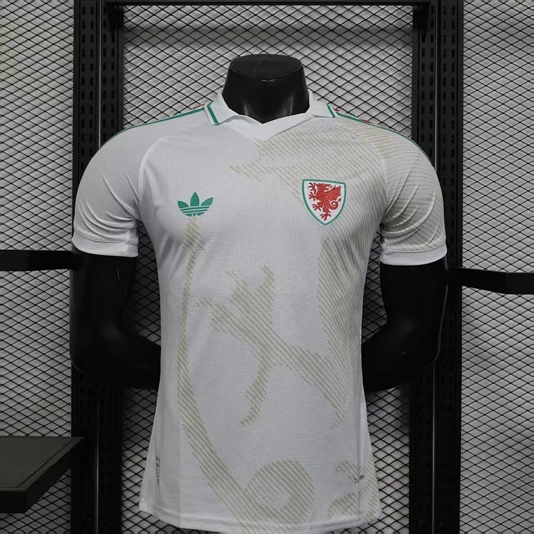Maillot extérieur du Pays de Galles pour la Coupe du Monde 2026, marque Le 12 -ème Maillot, vue frontale avec logo et détails.