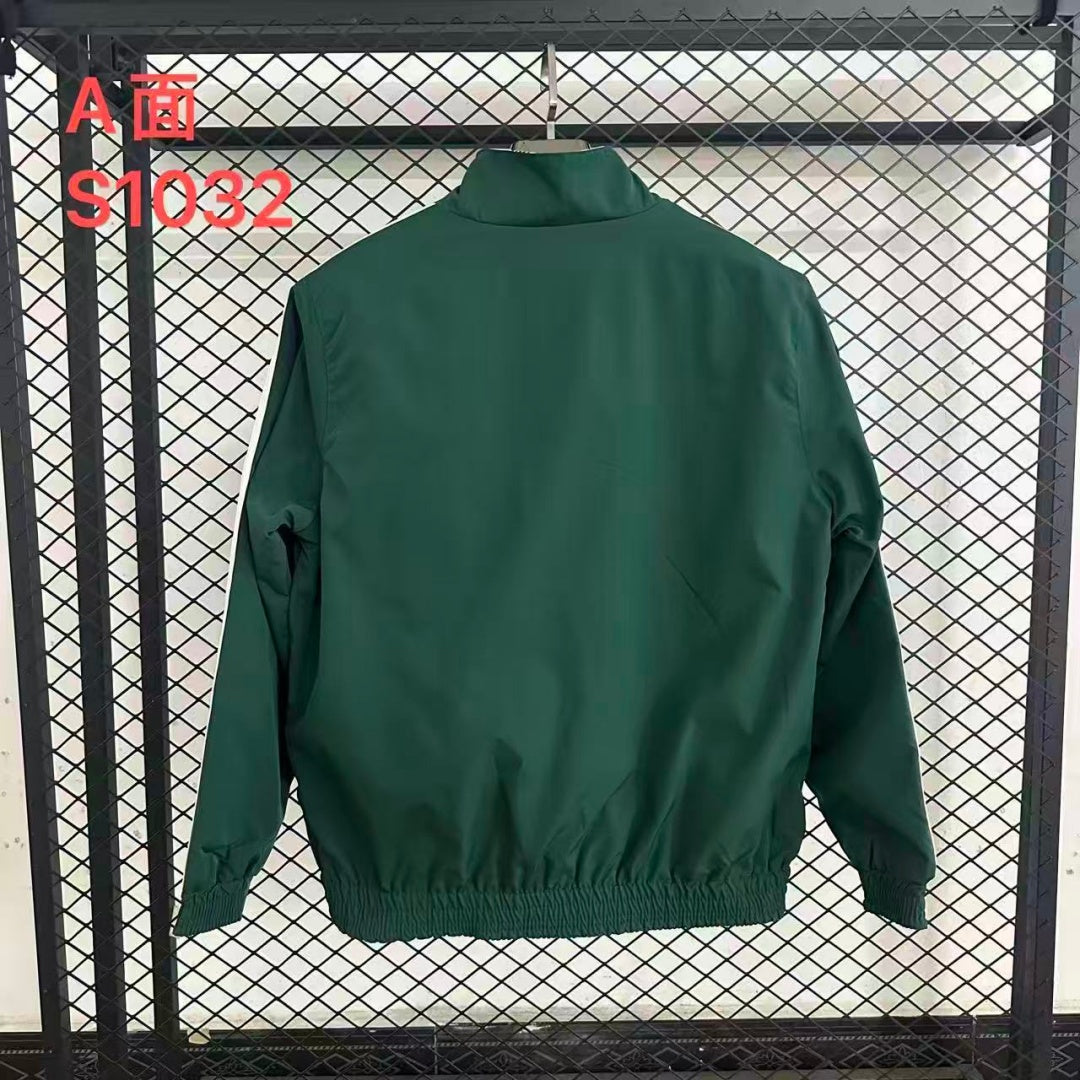 Veste coupe-vent réversible Le 12 -ème Maillot Mexique, légère, avec design coloré et fermeture zippée visible.