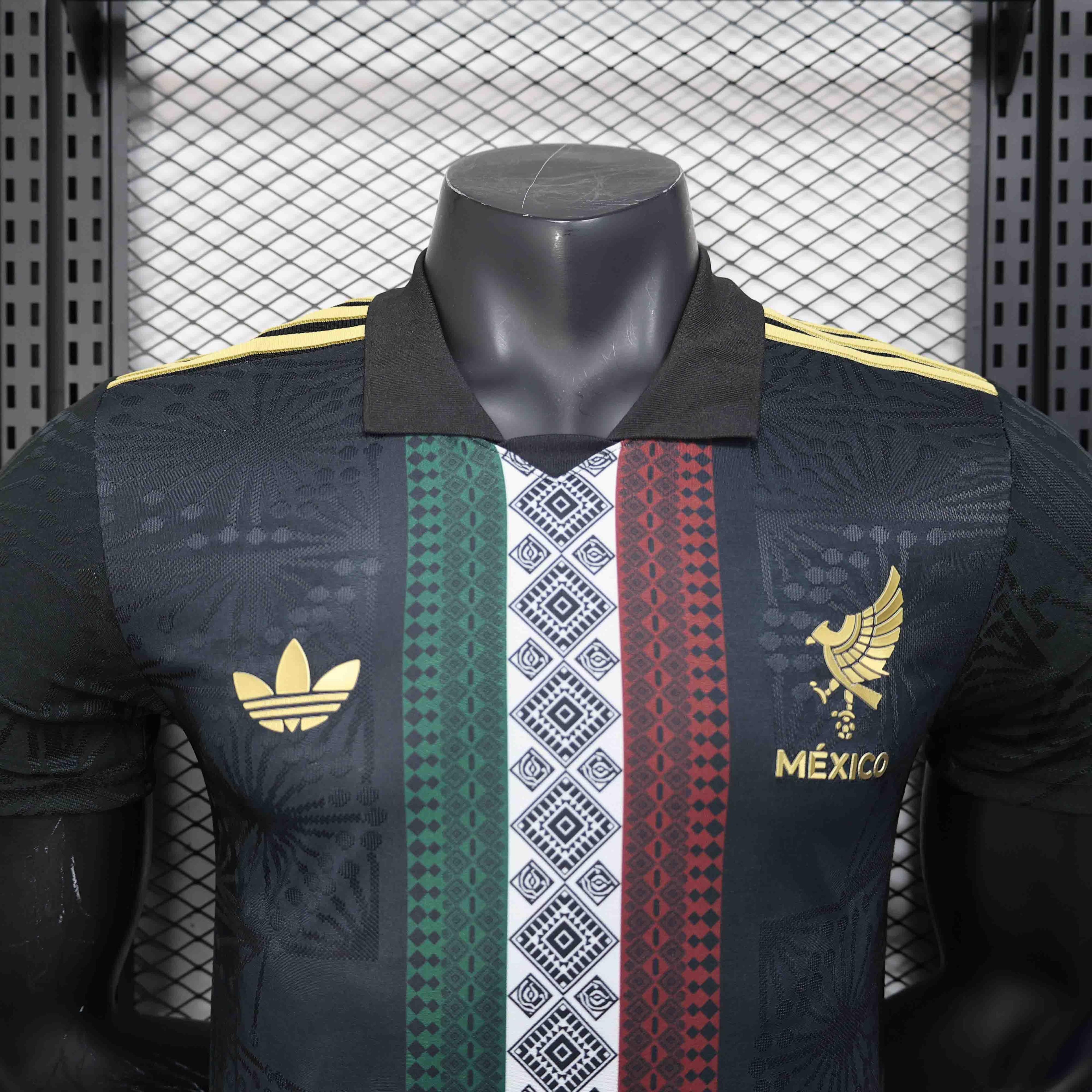 Maillot Mexique concept 2025 de Le 12 -ème Maillot, vue du devant avec design innovant et couleurs nationales.
