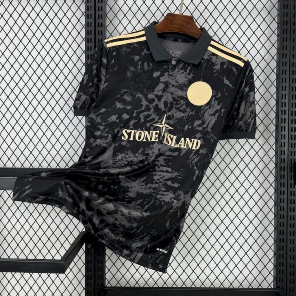 Maillot 25/26 AJAX Stone Island Le 12 -ème, maillot de football avec logo et design distinctif, vue frontale.