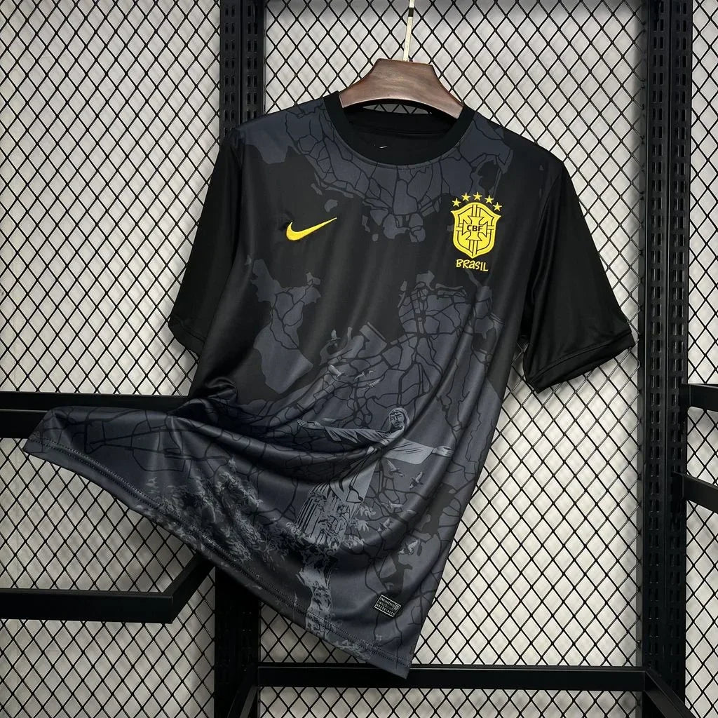 Maillot de football Brésil 2024-2025 Le 12 -ème Maillot, maillot officiel avec logo et design du pays, vue frontale.