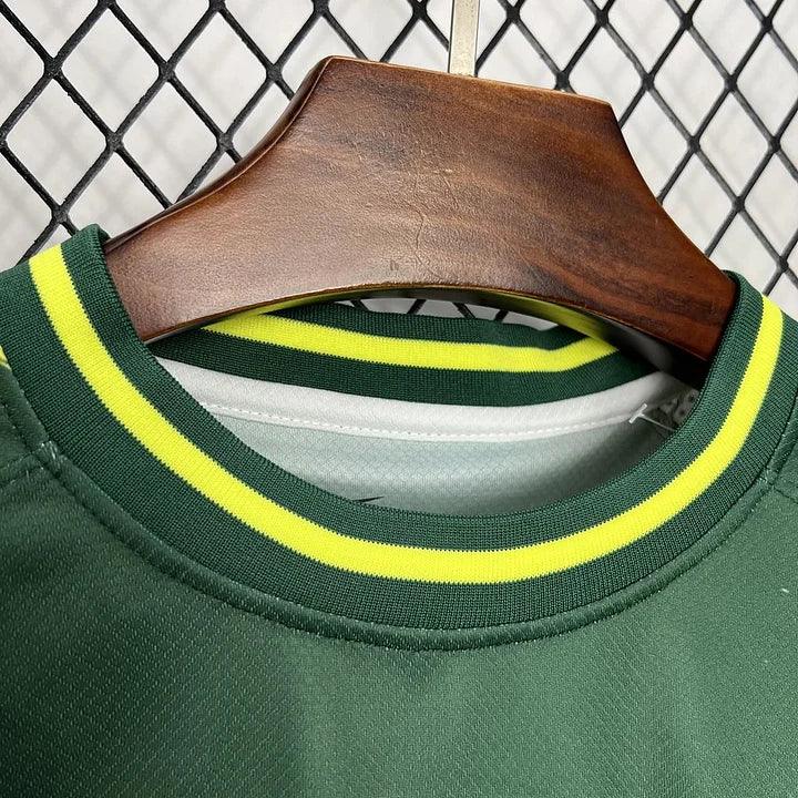 Maillot Brésil football 2024-2025 Le 12 -ème Maillot, maillot de football aux couleurs du Brésil avec logo officiel.