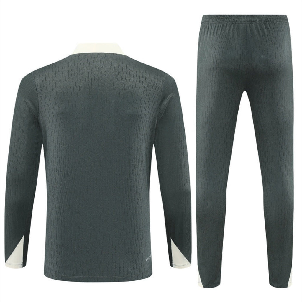 Ensemble Chelsea Spécial A de Le 12 -ème Maillot, chaussures et vêtements pour football, vue de l'ensemble complet.