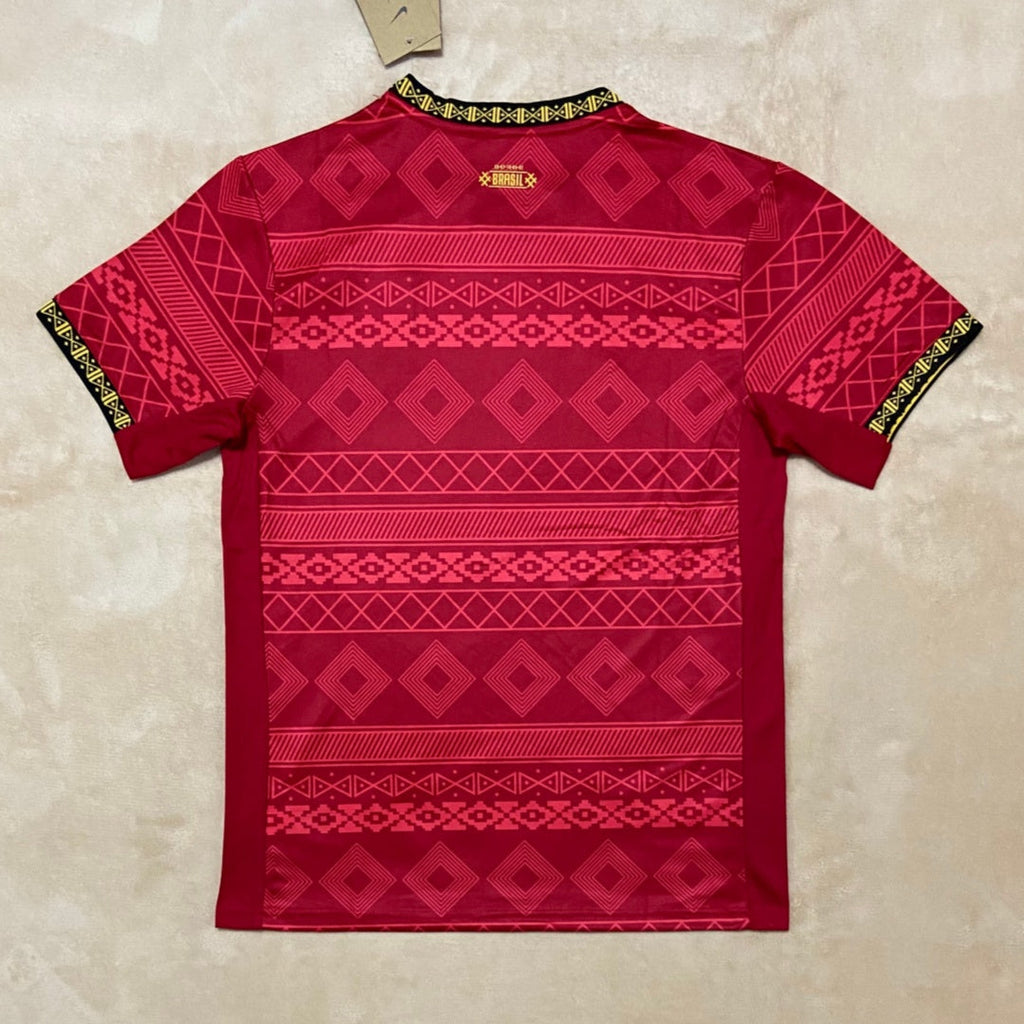 Maillot de football Le 12 Brésil spécial rouge 25/26, maillot de l'équipe nationale avec logo et design distinctif.